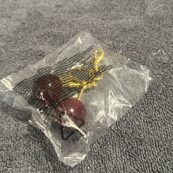 Cherry gold purse, charm still new in package, took out to take pictures - Picture 2 of 6